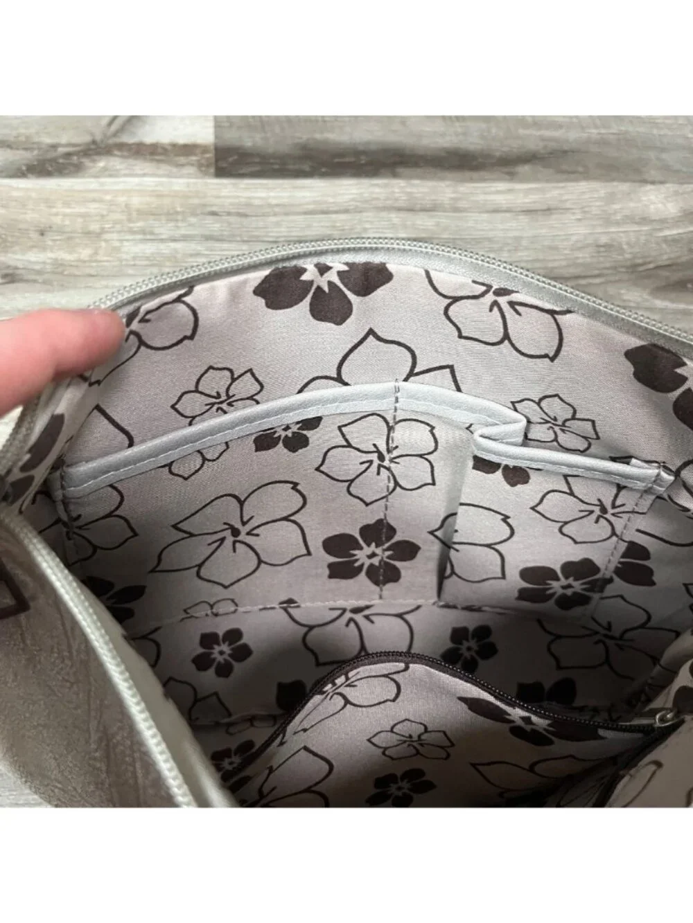 CC-US Oversized Envelope Clutch Handbag Soft Leather Grey Size 12” x 9”